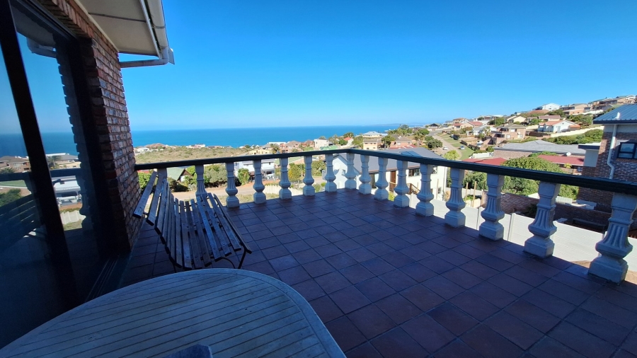 3 Bedroom Property for Sale in Dana Bay Western Cape